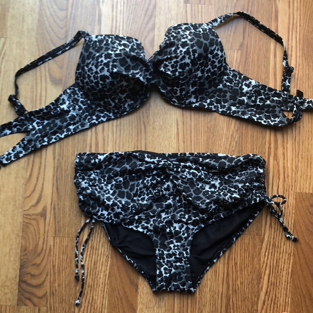 Bathing suit